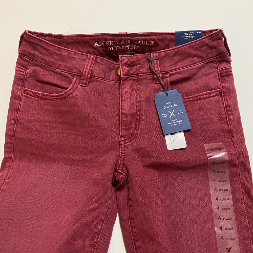 American Eagle Maroon Jegging crop low rise super super stretch jeans